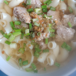 ต้มมักกะโรนี