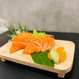 ราวท้องปลาแซลมอนซาชิมิ Salmon Toro Sashimi