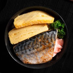 ข้าวหน้าปลาซาบะย่างซีอิ้ว
