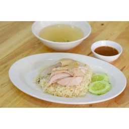 ข้าวมันไก่ต้ม