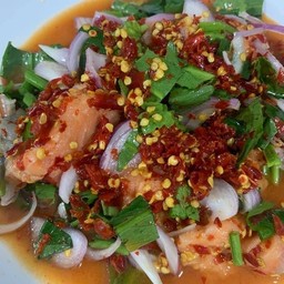 ยำแซลมอน