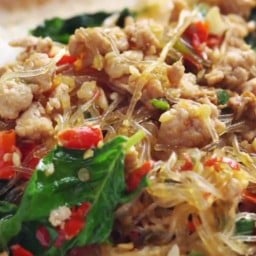 บ้านข้าวกะเพรา..โคตรอิ่ม