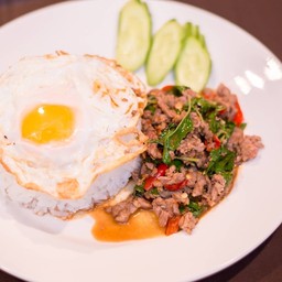 กระเพราเนื้อ