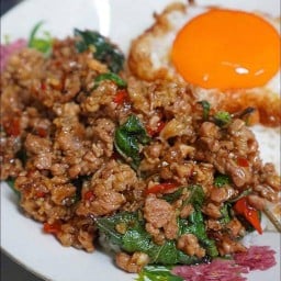 ร้านใบกะเพรา 59฿ฟรีกุนเชียงทอด-โต้รุ่งเคหะ แฟลต2345คลองส่งน้ำ,ตลาดธนานัน,เคหะบางพลี แฟลต2345)ข้าวผัดกะเพราะ,สุกี้,ราดหน้า,ข้าวต้มกุ้ง,ไก่ทอดซอสเกาหลี,ข้าวผัดกุ้ง,ข้าวไข่เจียว,น้ำพริกปลาสลิดบางบ่อ,น้ำพริกปลาร้าบอง