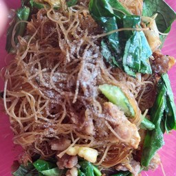 เส้นหมี่ผัดซีอิ้วหมูสับ