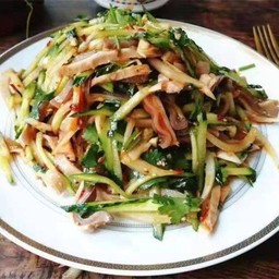 ยำหูหมูเย็น