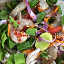 ยำกุ้งสด