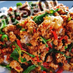 กระเพราหมูสับ(กับข้าว)