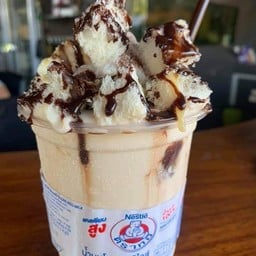 นมหมีปั่นปังเย็น