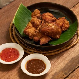 อกไก่ทอด