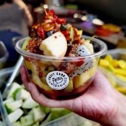 [อร่อยซ่ากับโค้ก] ยำผลไม้ SIZE S +  โค้ก  (ขวด)