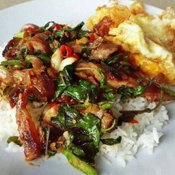 ยุ้ยโภชนา