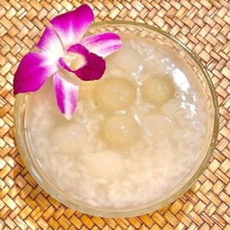 ข้าวเหนียวเปียกลำใย