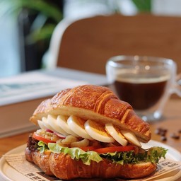 Egg Croissant