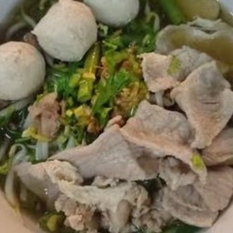 เกาเหลาน้ำใสหมู