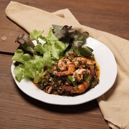 ยำสะเดากุ้งสด