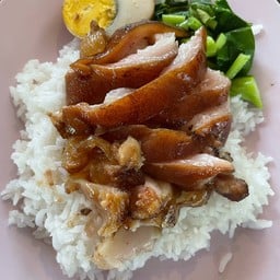ข้าวขาหมูหนังล้วน