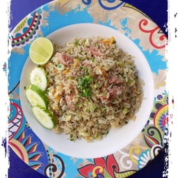 ข้าวผัดแหนม