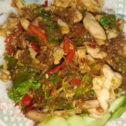 หมูทอด หมีใหญ่