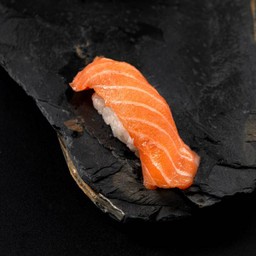 Salmon Nigiri
