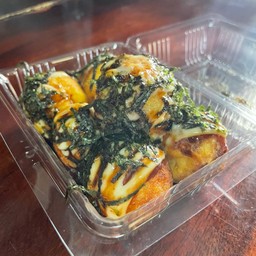 เครปคุณยาย - แม็กโครอุบล