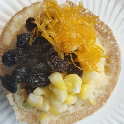 โอปันยากิไส้ครีม+ข้าวโพด +ลูกเกด+ ฝอยทอง