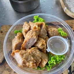 ตุ้นหมูกรอบ - สามแยก ปตท.