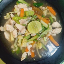 ราดหน้าไก่