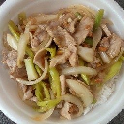 พริกหยวกราดข้าว