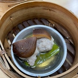 หมูเห็ดหอม