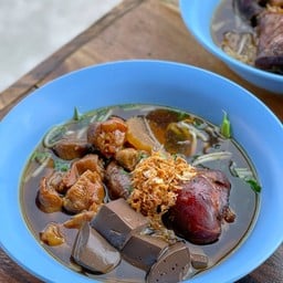 น้ำใส ก๋วยเตี๋ยวไก่มะระ
