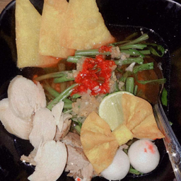 เย็นตาโฟ