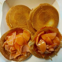 โอปันยากิ ไส้กรอกซอสมะเขือเทศ