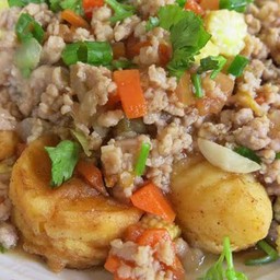 เต้าหู้ทรงเครื่อง(กับข้าว)