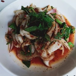 ลาบปลาหมึก