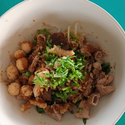 ก๋วยเตี๋ยวเรือรสเด็ด กาดสมหวัง