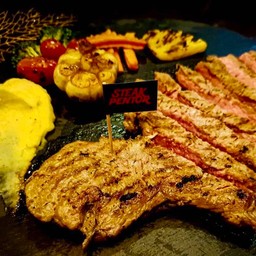 สเต็กเนื้อ(สันนอก)