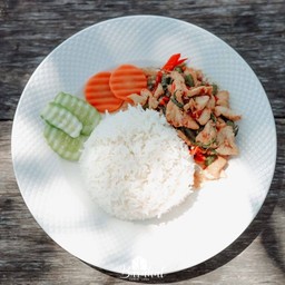 ข้าวกะเพราไก่
