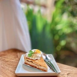 Little One Cafe'