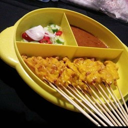 นิริน หมูสะเต๊ะ (เจ้าเก่าบางซื่อ)