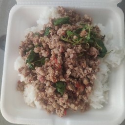 ข้าวผัดกระเพาหมู