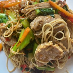 หมี่ฮ่องกงขี้เมาเป็ดย่าง