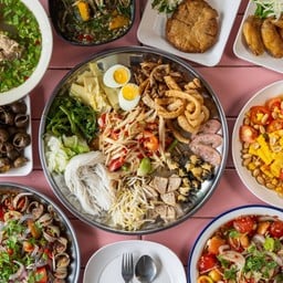 ร้านตำแซ่บสกลนคร มาบยางพร