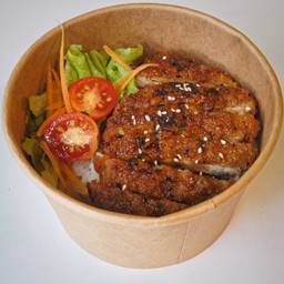 ข้าวไก่ทอดซอสทงคัตสึ