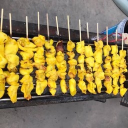 ป้านิ ปลาหมึกย่าง