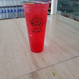 น้ำแดงโซดา