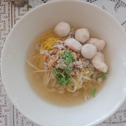 ก๋วยเตี๋ยวหมูน้ำใส พิเศษ