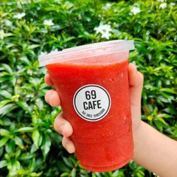 สตรอเบอรี่ปั่น