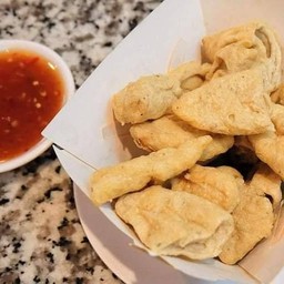 ลูกชิ้นปลาระเบิด by.FangGey