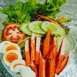 Salad condo